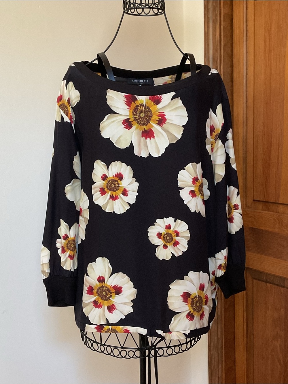 Lafayette 148 New York Black Floral-Print Long-Sleeve Top, Medium